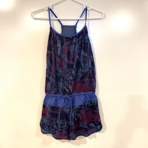 The North Face Runagade Onesie